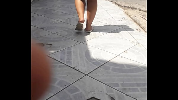 Comendo Mulher Na Rua