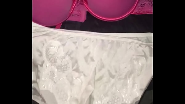 Video De Mulher Tirando A Roupa